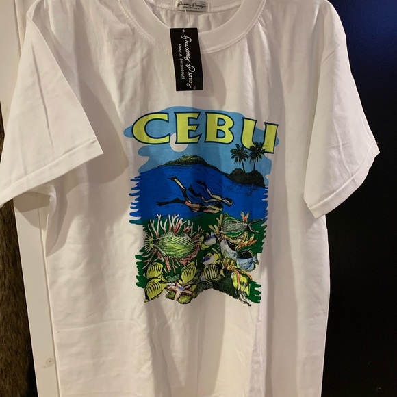 VINTAGE Cebu Philippines tee - Picture 1 of 2